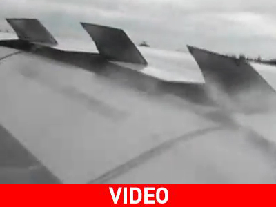 Η στιγμή της προσγείωσης του Α-380 της Qantas